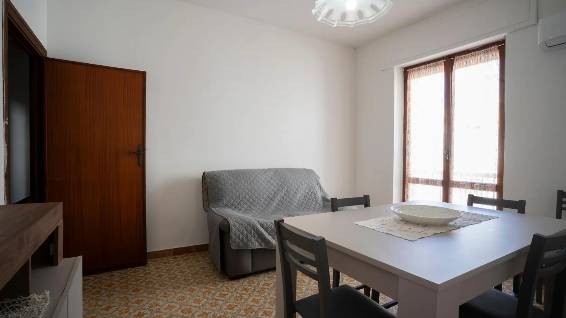 Apartmán Nonna Rosas Alghero 0*,  Itálie